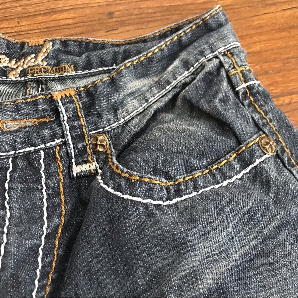 ▪️Royal Distressed Denim Jeans - Picture 3 of 11